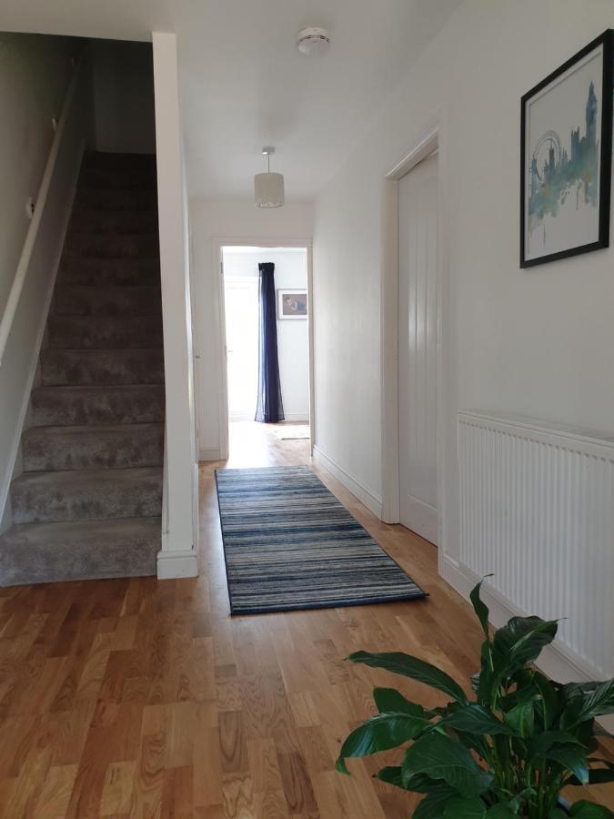 Cheerful 1 Private Room-Ensuite With Free Parking Silverdale (Staffordshire) Exterior foto